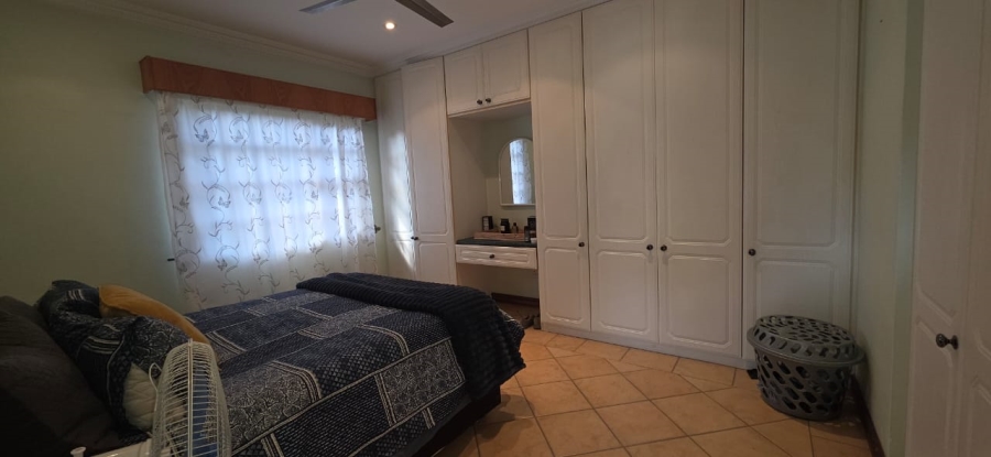 4 Bedroom Property for Sale in Caribbean Beach Club North West